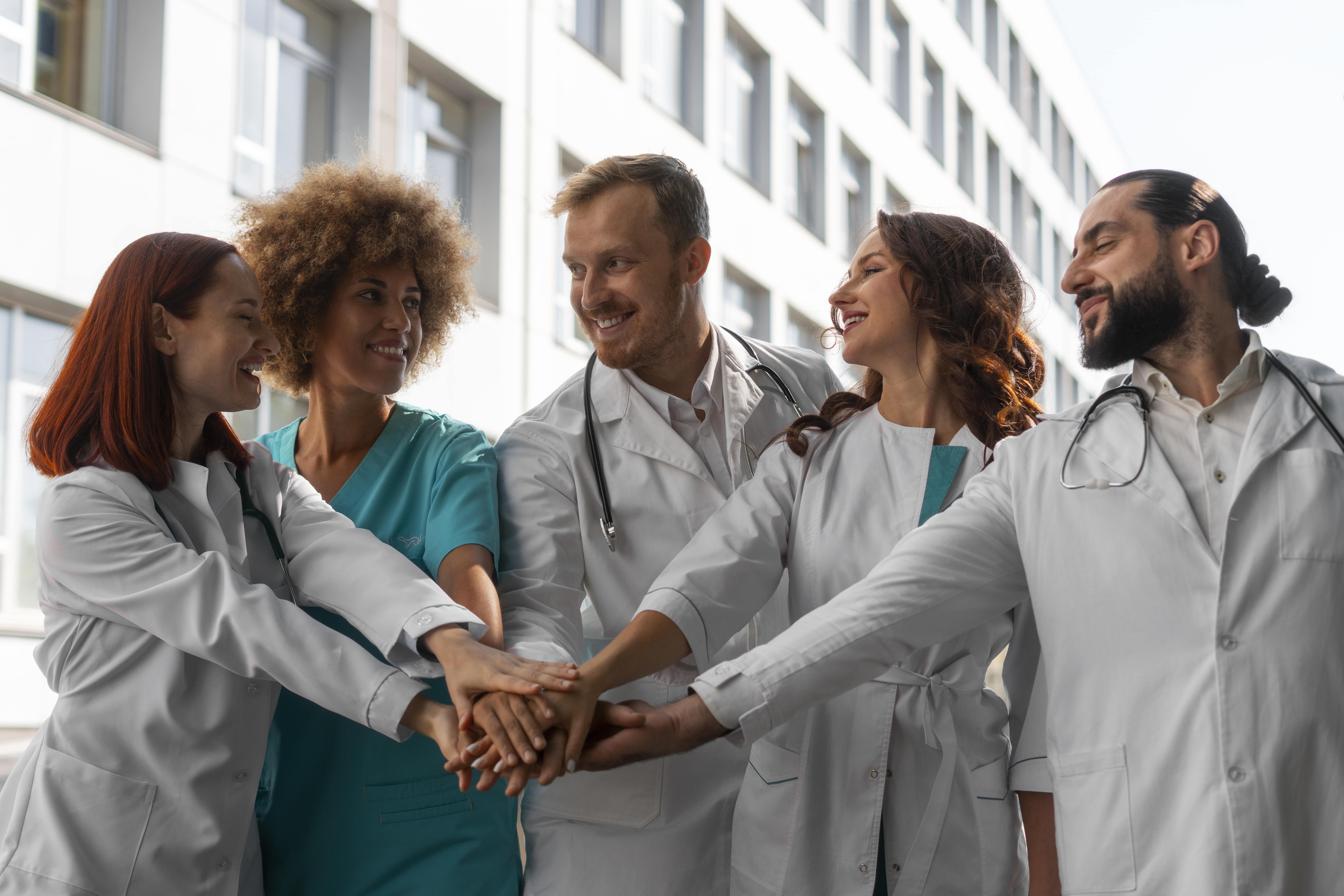 Médicos em conferência